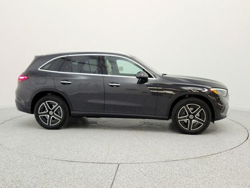 New 2026 Mercedes-Benz GLC 300 image 4