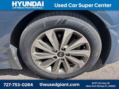 Used 2016 Hyundai Sonata Sport w/ Option Group 03 image 6