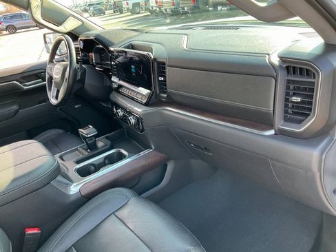 Used 2023 GMC Sierra 1500 SLT w/ SLT Premium Package image 20