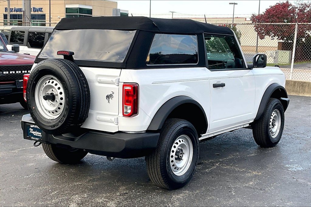Used 2025 Ford Bronco 2-Door AWD/4WD image 12