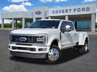New 2026 Ford F450 Platinum w/ Platinum Plus Package