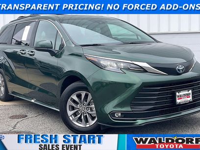 Used 2025 Toyota Sienna XLE