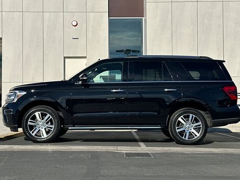 Certified 2023 Ford Expedition Limited image 6