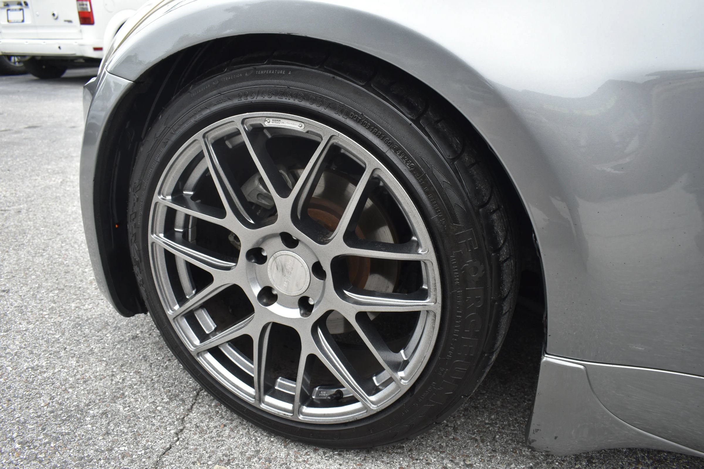 Used 2004 Nissan 350Z Touring RWD image 17