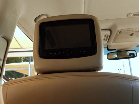 Used 2019 Nissan Armada SL w/ Premium Package image 35