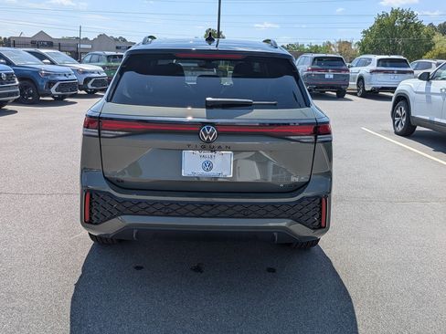 New 2026 Volkswagen Tiguan SE R-Line AWD/4WD image 4