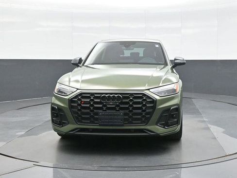 Used 2023 Audi SQ5 Premium Plus w/ Premium Plus Package AWD/4WD image 2