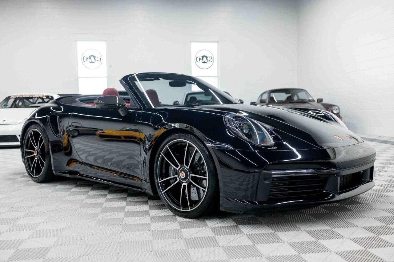 Used 2021 Porsche 911 4 Cabriolet AWD/4WD image 10
