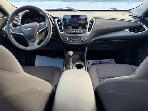 Used 2022 Chevrolet Malibu LS image 19