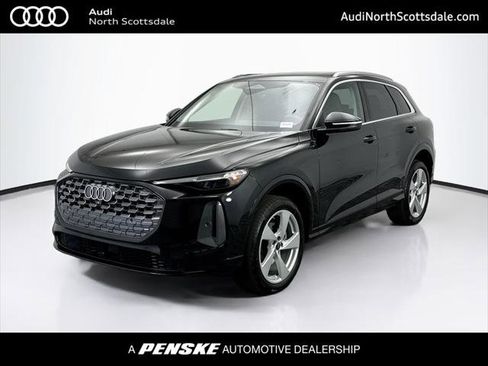 Used 2025 Audi Q5 Premium Plus w/ Premium Plus AWD/4WD image 1