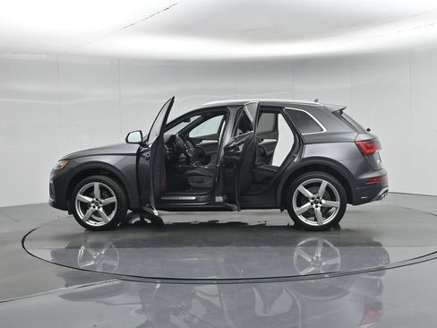 Used 2021 Audi SQ5 Premium w/ Convenience Package AWD/4WD image 32