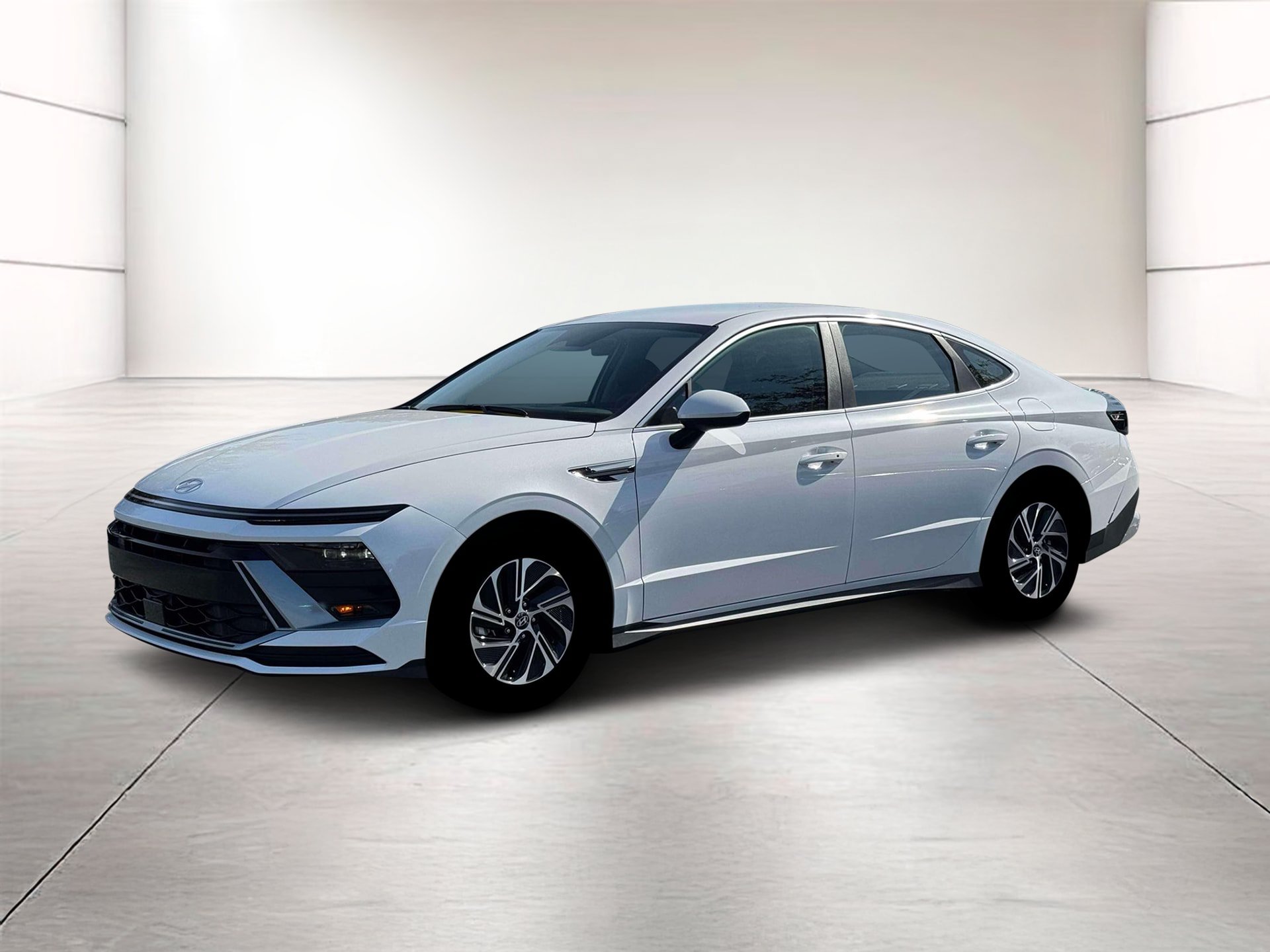 New 2026 Hyundai Sonata Blue FWD image 2