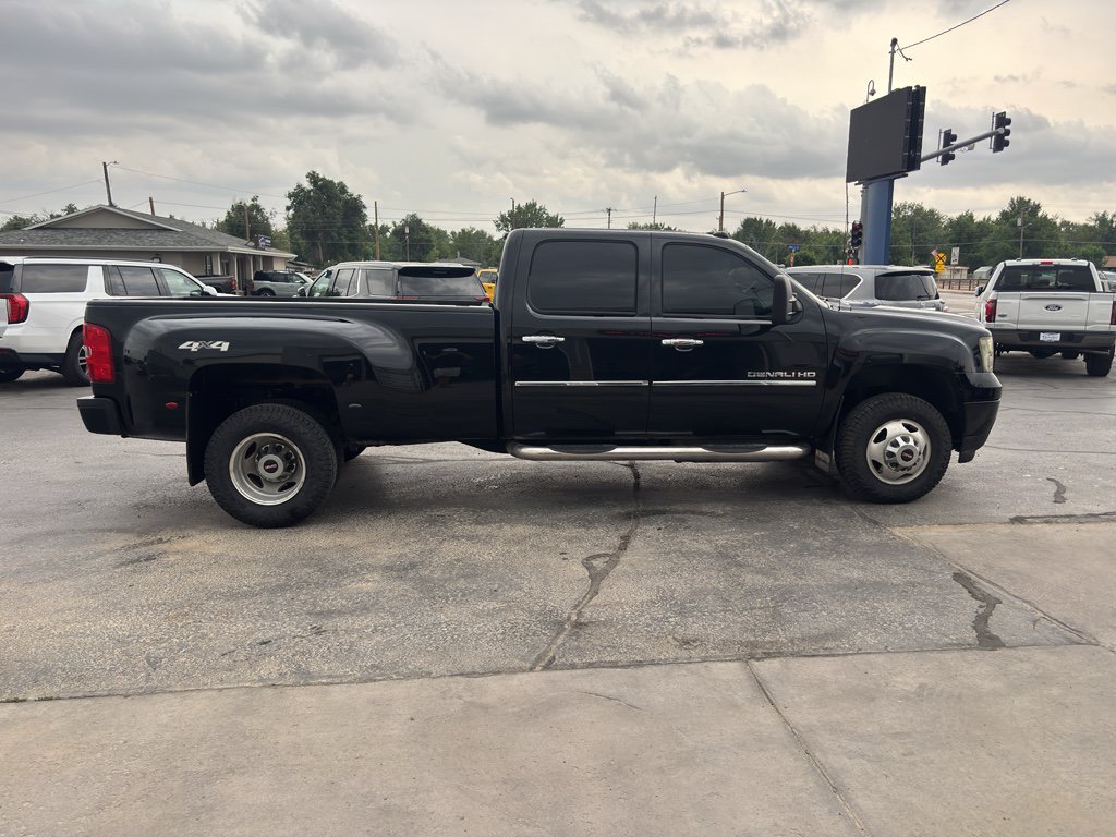 Used 2014 GMC Sierra 3500 Denali AWD/4WD image 27