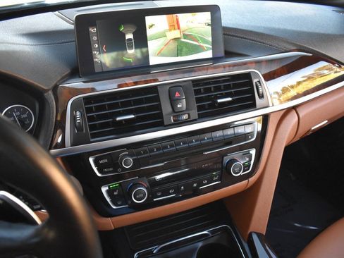 Used 2018 BMW 430i Convertible RWD image 15