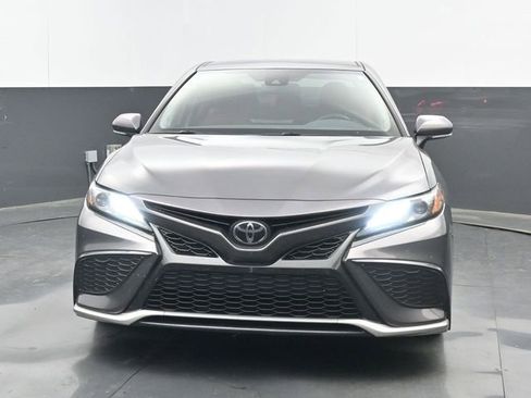 Used 2022 Toyota Camry XSE w/ Navigation Package image 5