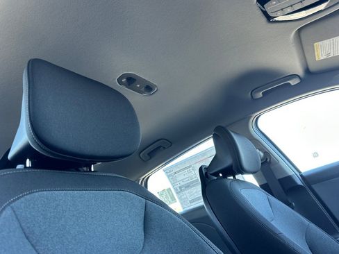 New 2026 Kia K4 LXS image 16