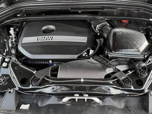 Used 2025 BMW X1 xDrive28i AWD/4WD image 23