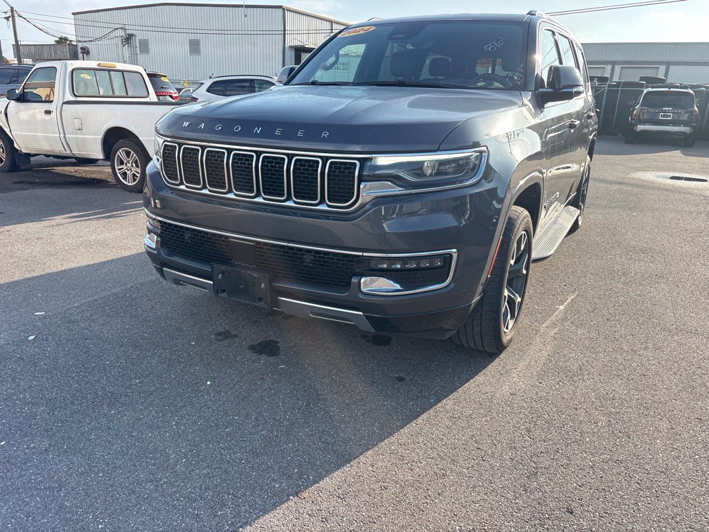 Used 2024 Jeep Wagoneer Series III AWD/4WD image 7