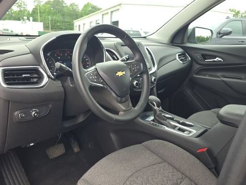 Used 2024 Chevrolet Equinox LT w/ LPO, Floor Liner Package FWD image 24