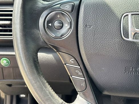 Used 2015 Honda Accord Sport image 18