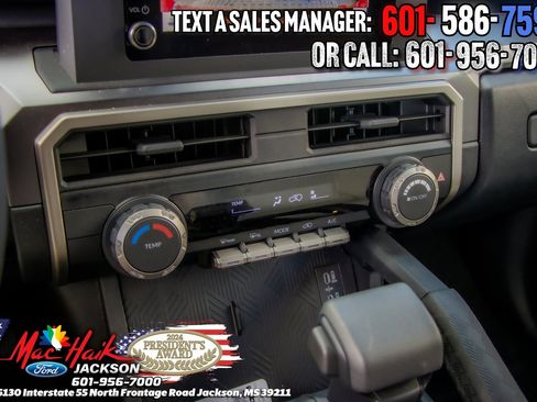 Used 2025 Toyota 4Runner SR5 image 17