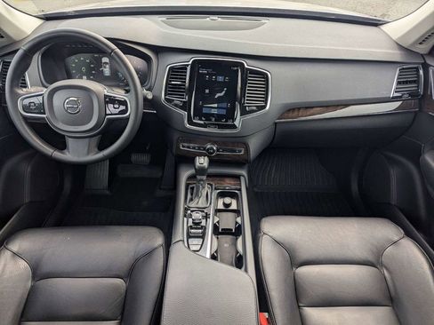 Used 2016 Volvo XC90 T6 Momentum w/ Momentum Plus Package AWD/4WD image 15