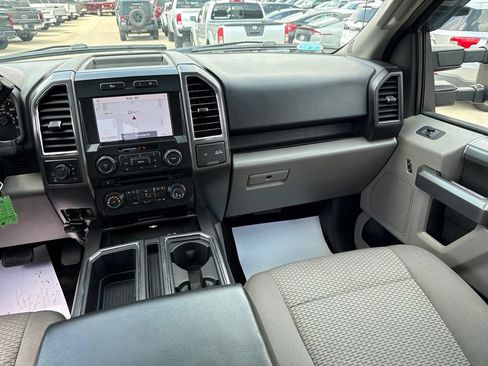 Used 2015 Ford F150 XLT w/ Equipment Group 302A Luxury AWD/4WD image 13