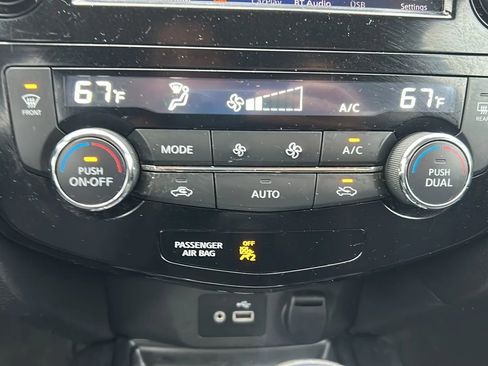 Used 2019 Nissan Rogue SV AWD/4WD image 20