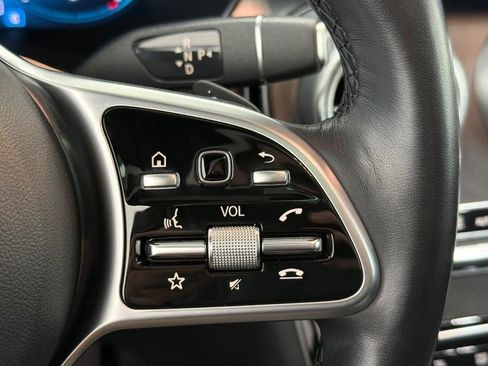 Certified 2022 Mercedes-Benz GLC 300 4MATIC w/ Multimedia Package Lite image 16