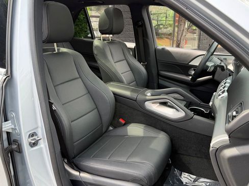 Used 2025 Mercedes-Benz GLE 350 4MATIC image 31