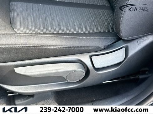 New 2026 Kia Sorento LX image 23