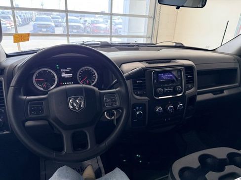 Used 2014 RAM 1500 Express image 21