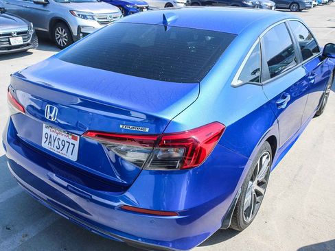 Used 2022 Honda Civic Touring image 8
