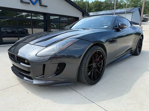 Used 2015 Jaguar F-TYPE R image 5