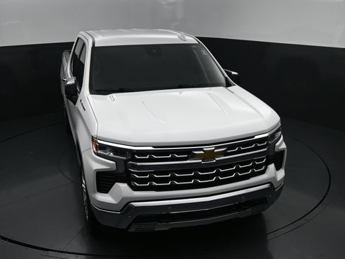 Used 2023 Chevrolet Silverado 1500 LTZ AWD/4WD image 33