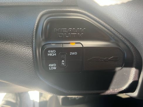 Used 2024 RAM 3500 Big Horn image 16