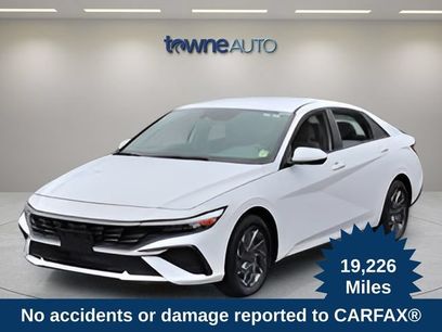 Used 2024 Hyundai Elantra SEL