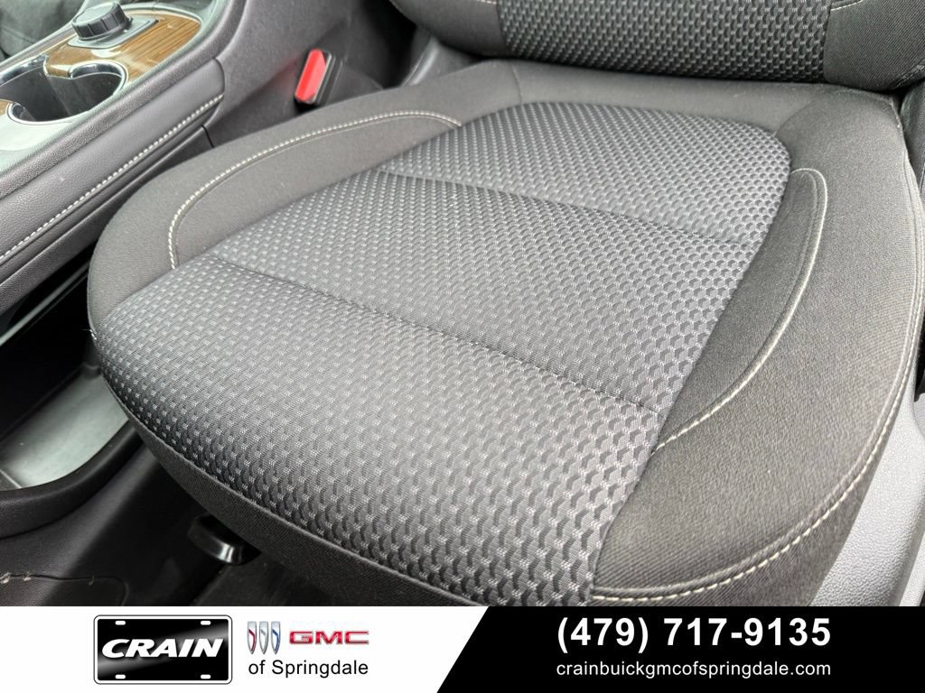Used 2023 GMC Acadia SLE FWD image 22