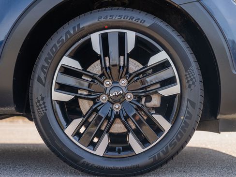 Used 2024 Kia Telluride SX Prestige image 9