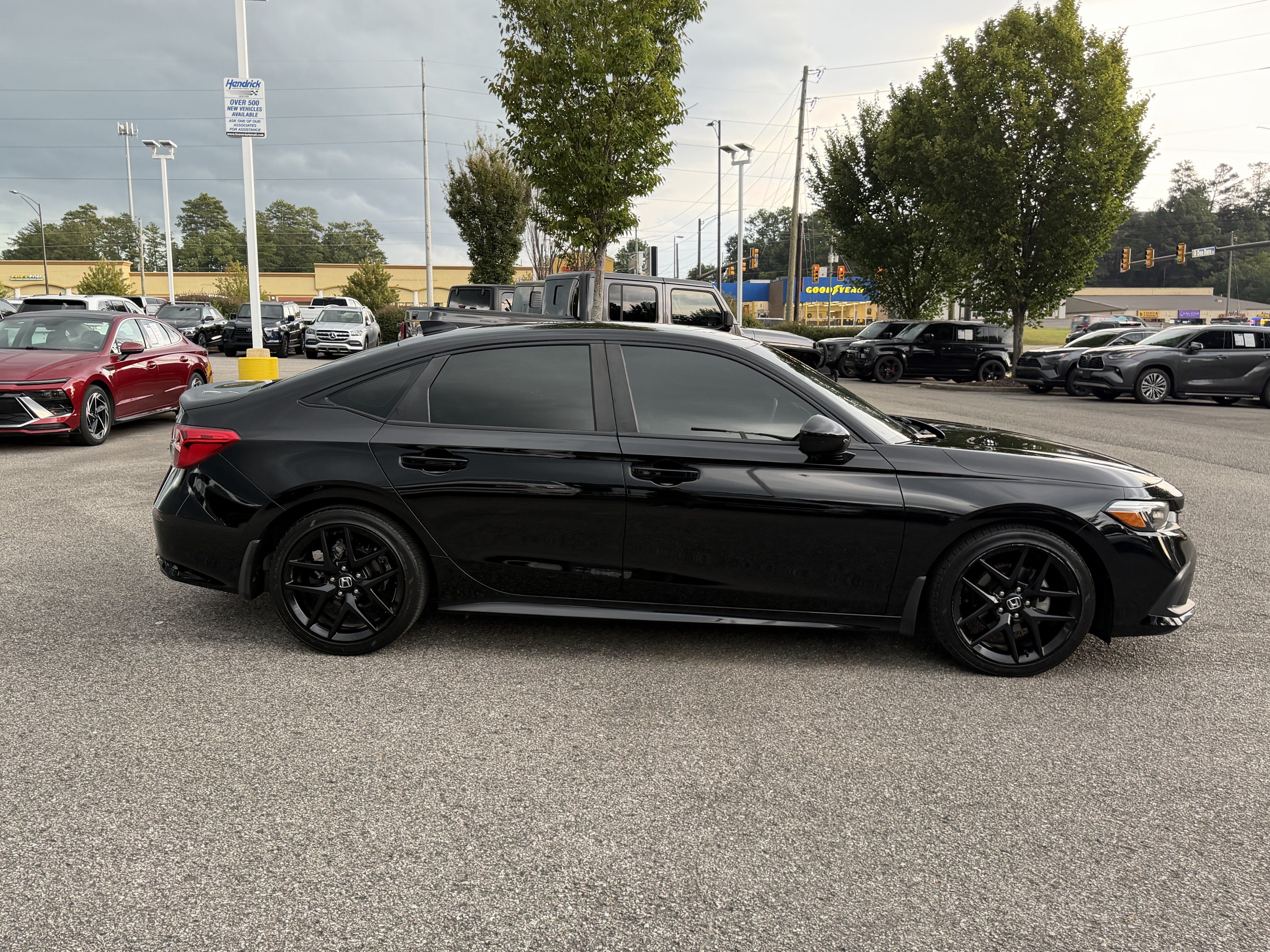 Used 2024 Honda Civic Sport image 12