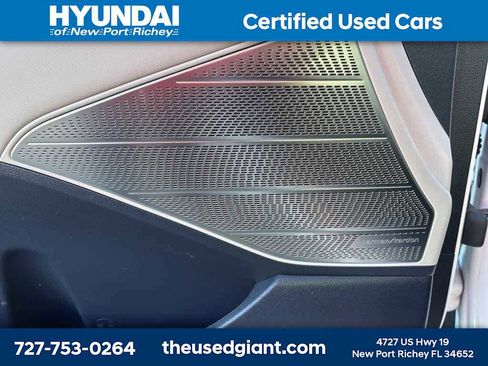 Certified 2022 Hyundai Palisade Limited image 11