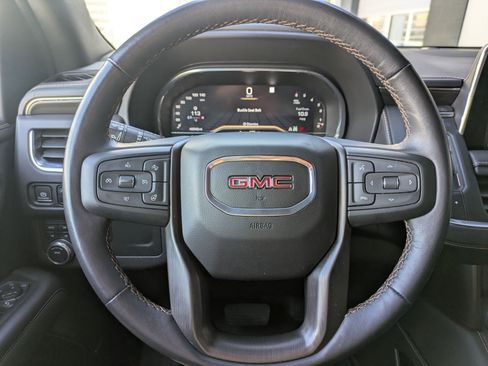 Used 2022 GMC Yukon AT4 image 13