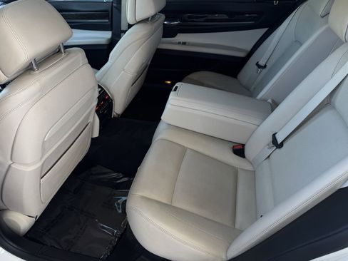 Used 2013 BMW 750Li 750Li image 18