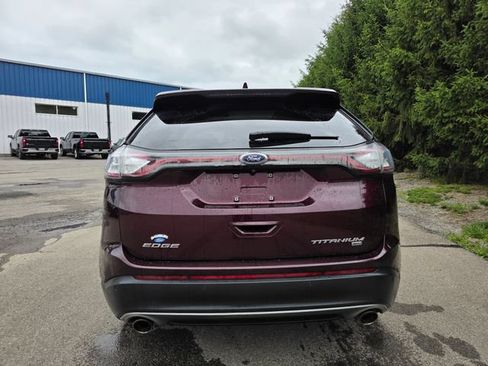 Used 2018 Ford Edge Titanium w/ Equipment Group 301A AWD/4WD image 3