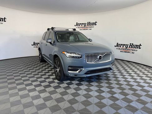 Used 2023 Volvo XC90 B6 Ultimate w/ Protection Package Premier image 8