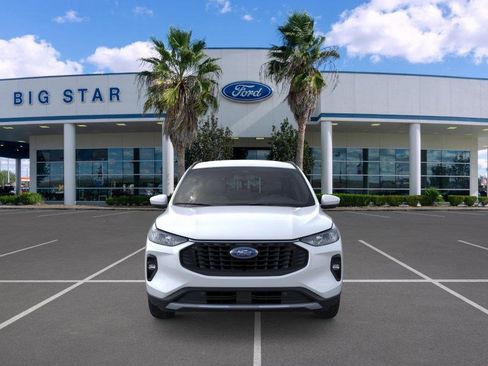 New 2026 Ford Escape SE image 7