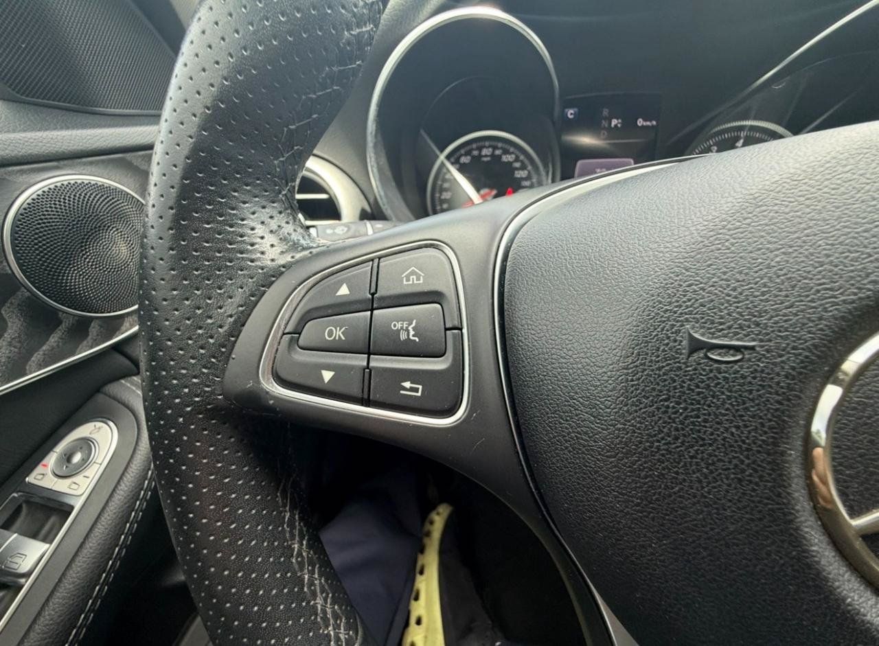Used 2017 Mercedes-Benz C 300 Sedan image 23