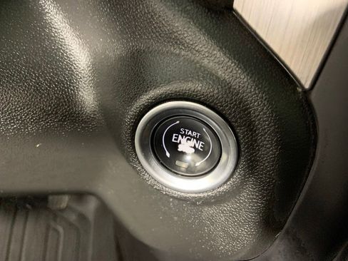 Used 2020 GMC Sierra 1500 Denali w/ Denali Carbonpro Edition image 35