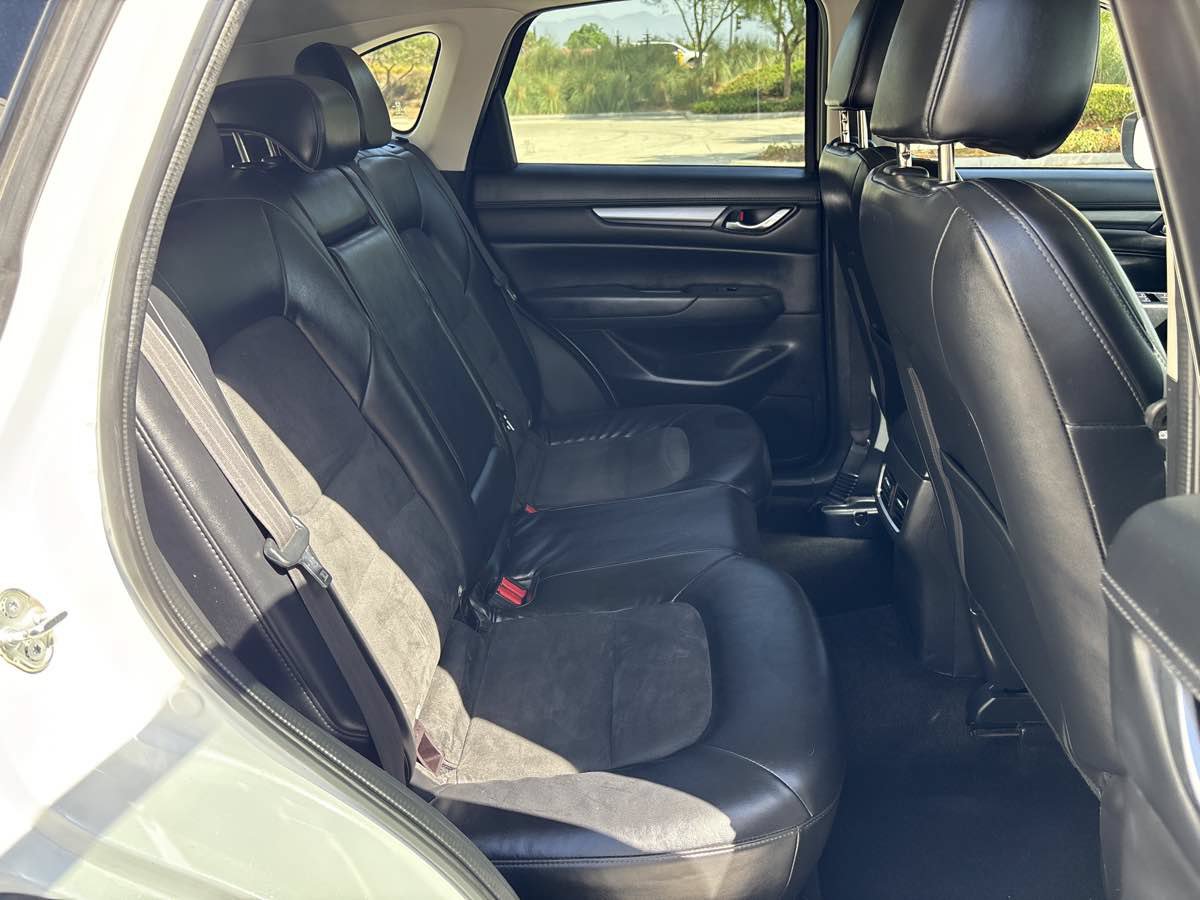 Used 2018 MAZDA CX-5 Touring w/ Preferred Equipment Package FWD image 14