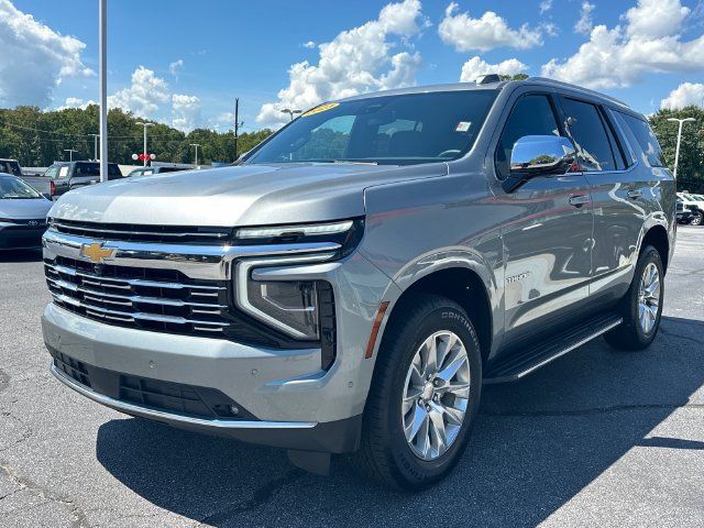 Used 2025 Chevrolet Tahoe Premier AWD/4WD image 9
